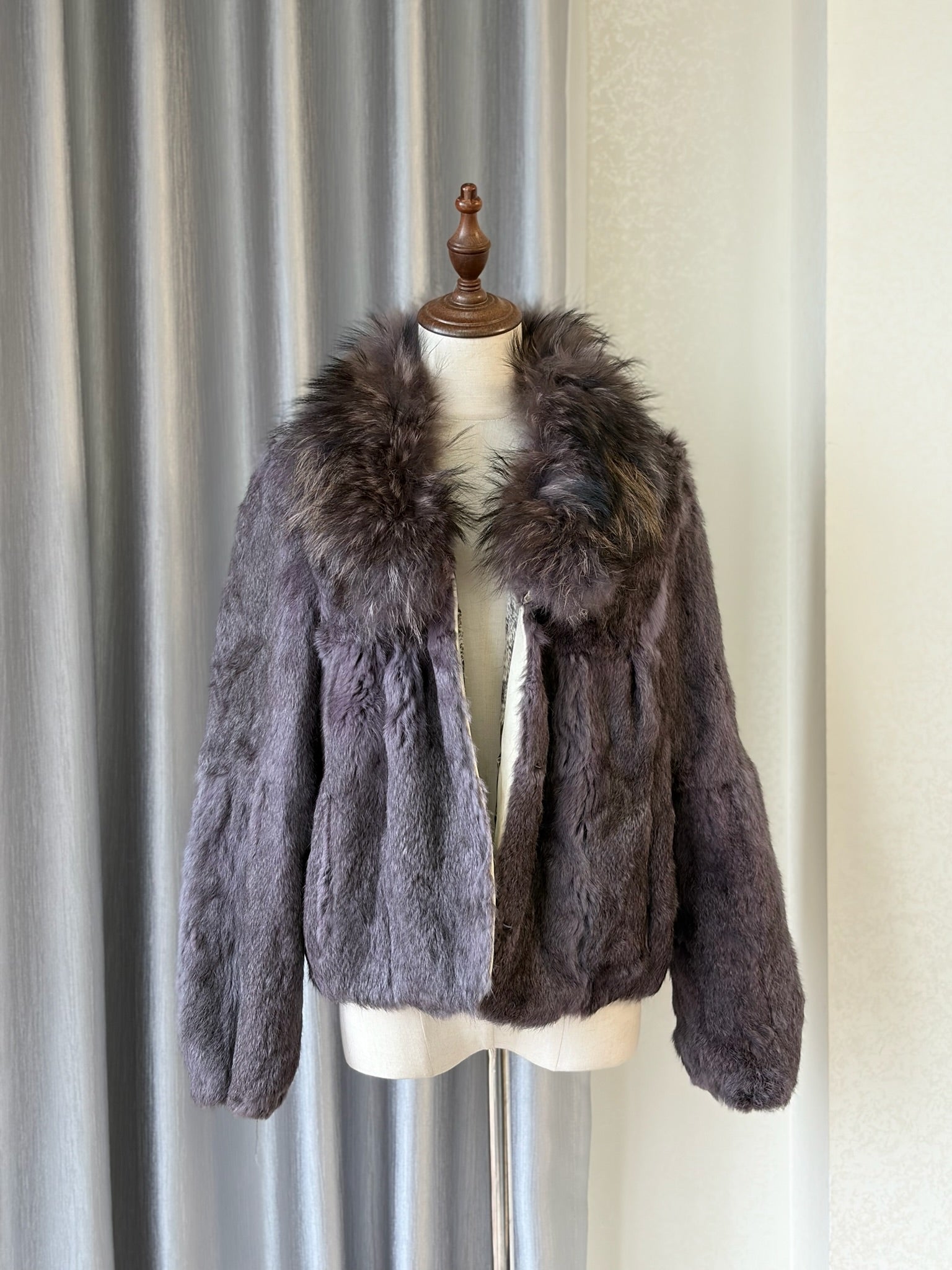 Grey-purple rabbit fur cropped jacket with oversized raccoon fur collar,