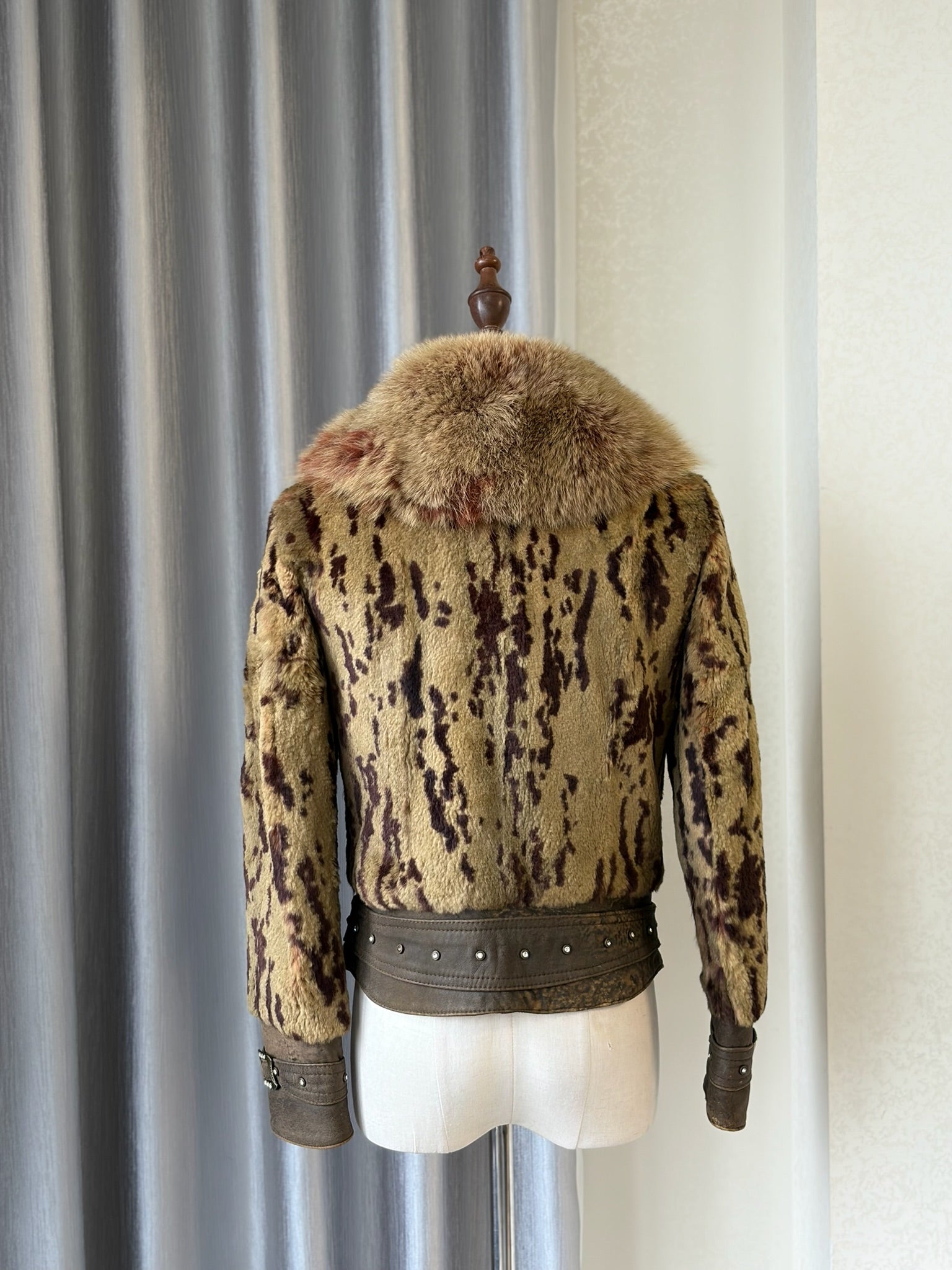 Earthy gold spotted fur cropped jacket with oversized thick fur lapel