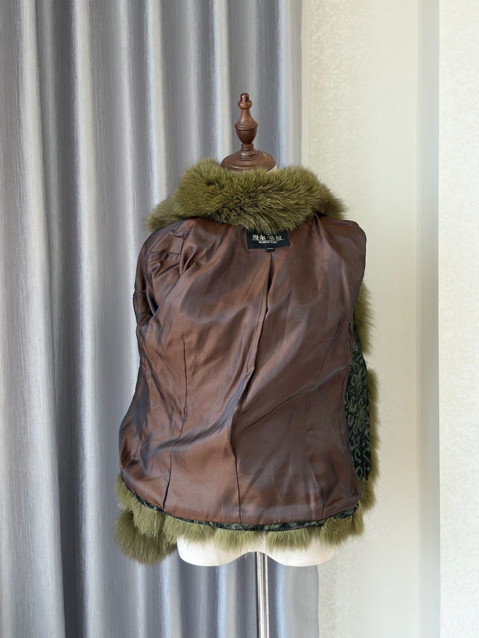 Dark green fox fur leopard print pig leather fitted leather jacket